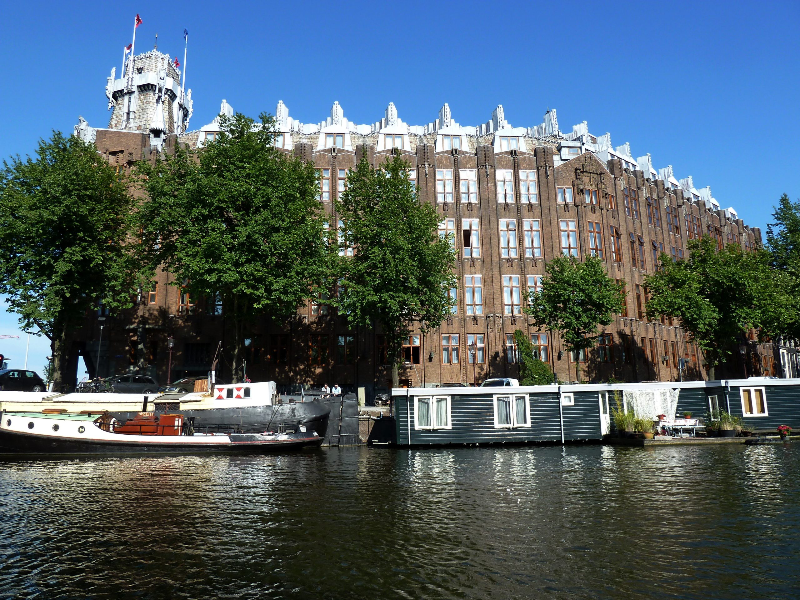 Amsterdamse School architecture