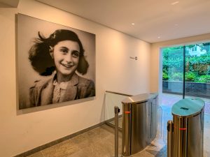 The Jewish influence on Amsterdam: a historical perspective